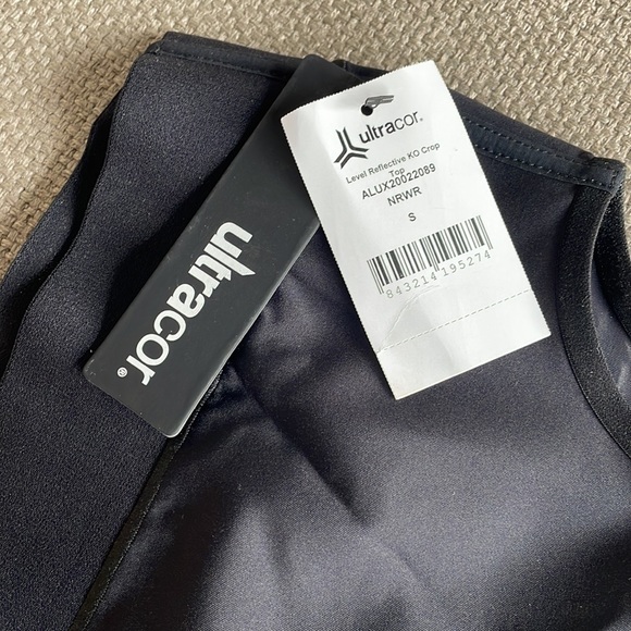 Ultracor Level Crop top - Picture 4 of 4